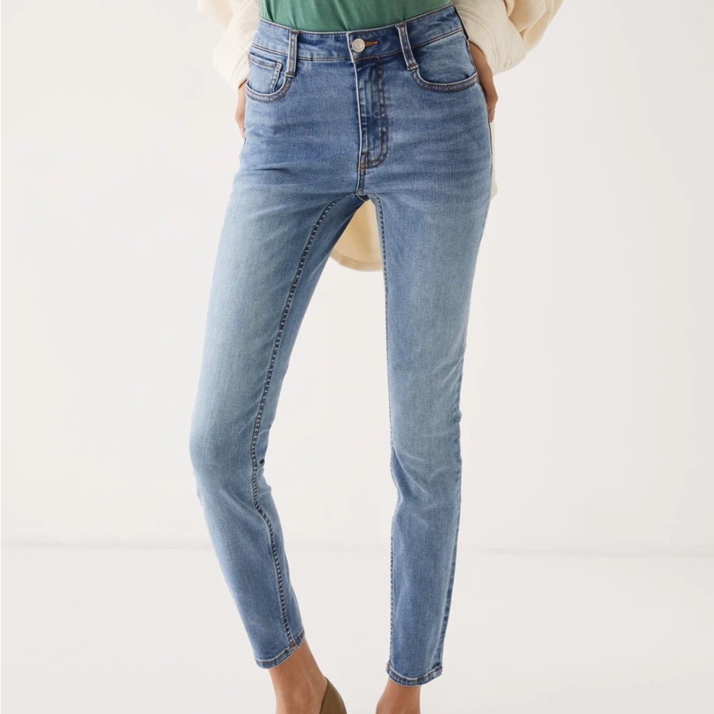 Frank & Oak Debbie High Waisted Skinny Jeans